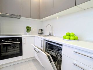 m. ZIL: Apartment, 1-rooms