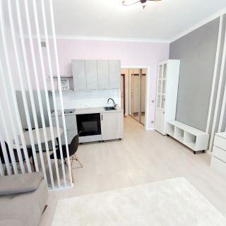 m. Strogino: Apartment, studio