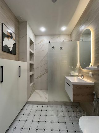 m. ZIL: Apartment, 2-rooms