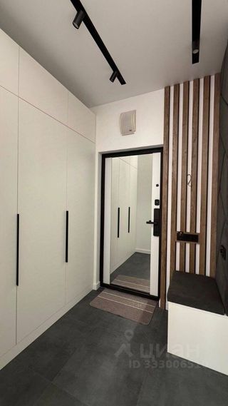 m. Botanichesky sad: Apartment, studio