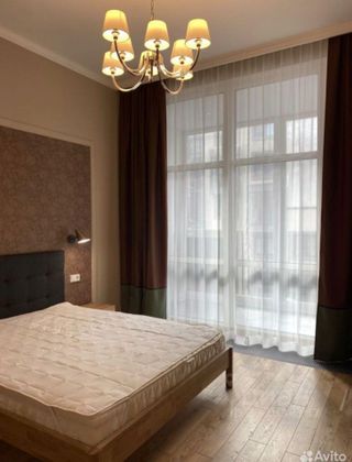 m. ZIL: Apartment, 2-rooms