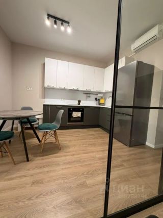 m. Strogino: Apartment, studio