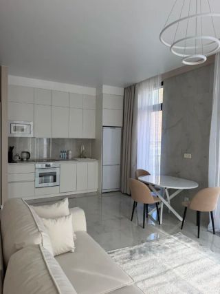 m. ZIL: Apartment, 2-rooms