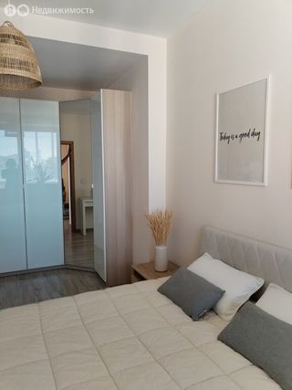 m. Dubrovka: Apartment, 2-rooms