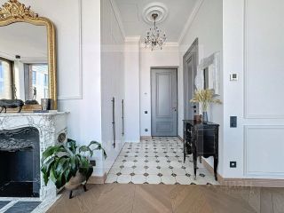 m. Mendeleevskaya: Apartment, 4-rooms