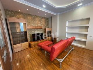 m. Lubyanka: Apartment, 3-rooms