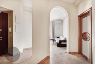 m. Kropotkinskaya: Apartment, 2-rooms