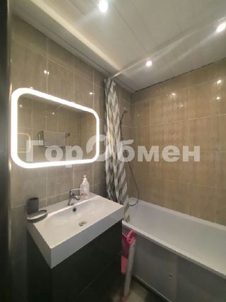 m. Nagornaya: Apartment, 3-rooms
