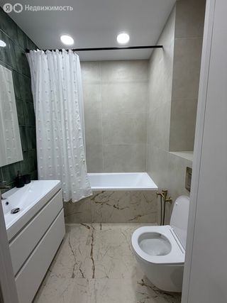 m. Dubrovka: Apartment, 2-rooms