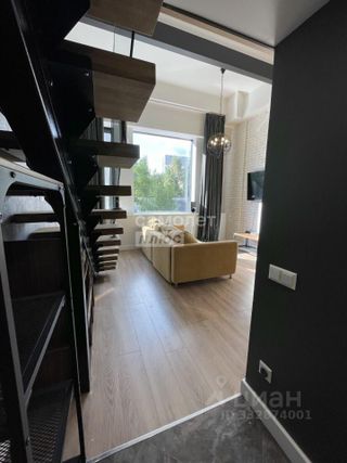 m. Novye Cheremushki: Apartment, studio