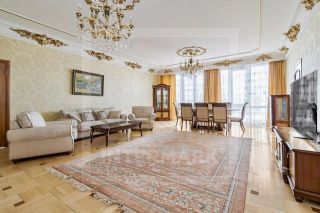 m. Chkalovskaya: Apartment, 4-rooms