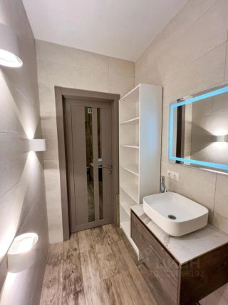m. Novopodrezkovo: Apartment, 3-rooms