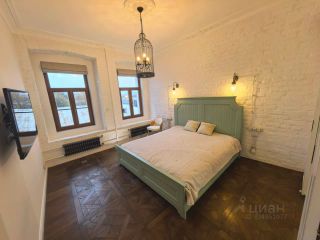 m. Novokuznetskaya: Apartment, 3-rooms