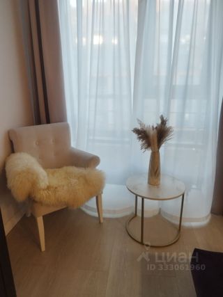 m. Universitet druzhby narodov: Apartment, studio
