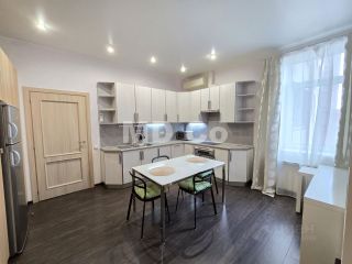 m. Baumanskaya: Apartment, 1-rooms