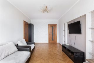 m. Barrikadnaya: Apartment, 2-rooms