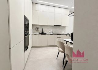 m. ZIL: Apartment, 2-rooms