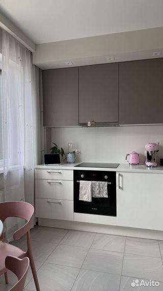m. ZIL: Apartment, 1-rooms