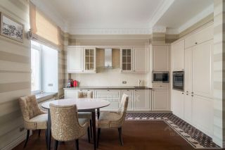 m. Kitay-gorod: Apartment, 3-rooms