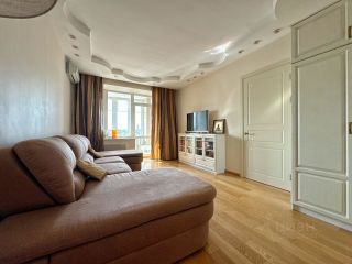 m. Kropotkinskaya: Apartment, 2-rooms