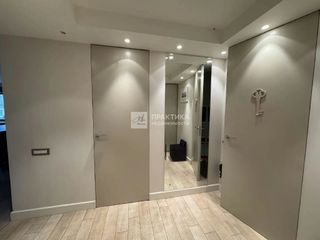 m. Ulitsa 1905 goda: Apartment, 3-rooms