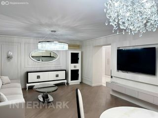 m. Smolenskaya: Apartment, 3-rooms
