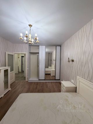 m. ZIL: Apartment, 1-rooms