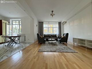m. Michurinsky prospekt: Apartment, 2-rooms