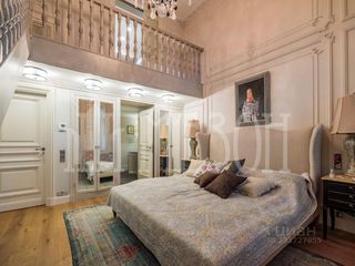m. Chistye prudy: Apartment, 5-rooms