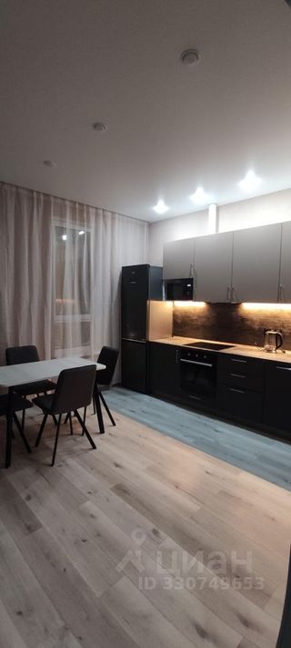 m. Moskva Tovarnaya: Apartment, studio