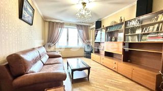 m. Yugo-Zapadnaya: Apartment, 3-rooms