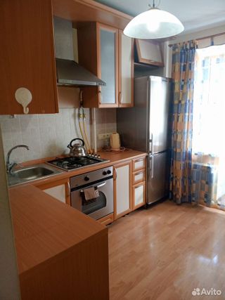 m. Lukhmanovskaya: Apartment, 1-rooms