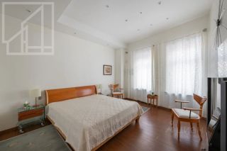 m. Trubnaya: Apartment, 3-rooms