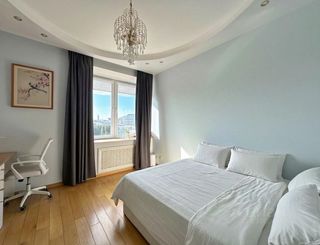 m. Kropotkinskaya: Apartment, 2-rooms