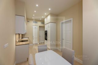 m. Shabolovskaya: Apartment, 3-rooms