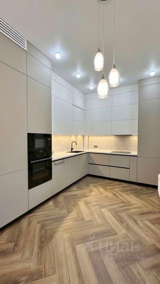 m. Ulitsa Sergeya Eyzenshteyna: Apartment, 2-rooms