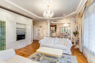 m. Tretyakovskaya: Apartment, 2-rooms