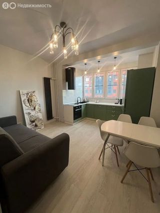 m. ZIL: Apartment, 1-rooms