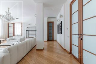 m. Okhotny ryad: Apartment, 3-rooms