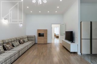 m. Delovoy tsentr (Vystavochnaya): Apartment, 3-rooms