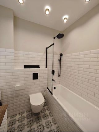 m. Verkhnie Kotly: Apartment, studio