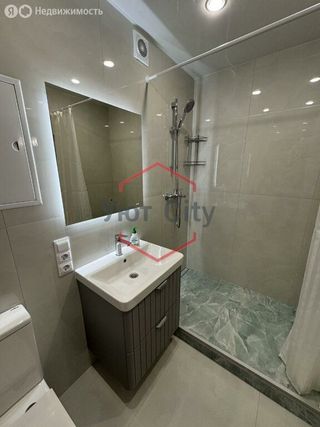m. Barrikadnaya: Apartment, 2-rooms