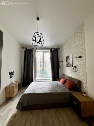 m. ZIL: Apartment, studio