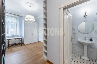 m. Park kultury: Apartment, 4-rooms