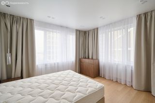 m. Oktyabrskoe pole: Apartment, 2-rooms