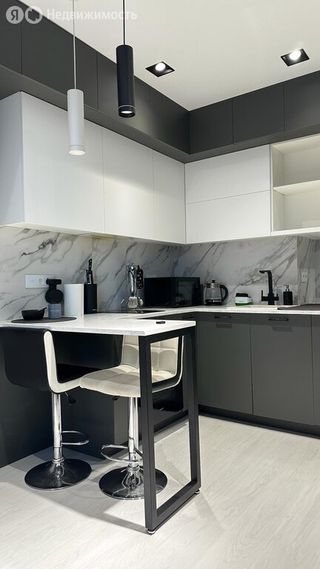 m. Verkhnie Likhobory: Apartment, studio