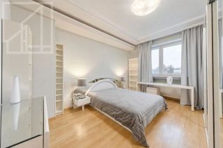 m. Pushkinskaya: Apartment, 3-rooms