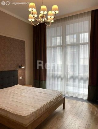 m. ZIL: Apartment, 2-rooms
