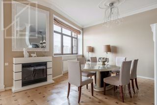 m. Mayakovskaya: Apartment, 4-rooms