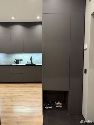 m. ZIL: Apartment, 1-rooms